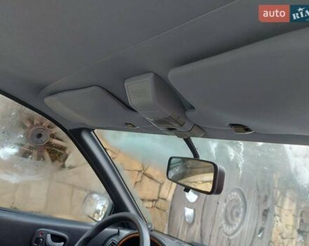 Синий Сузуки Свифт, объемом двигателя 1.3 л и пробегом 255 тыс. км за 2200 $, фото 15 на Automoto.ua