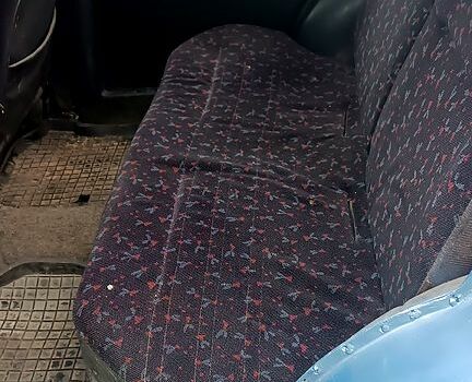 Синий Сузуки Свифт, объемом двигателя 1.3 л и пробегом 160 тыс. км за 750 $, фото 6 на Automoto.ua