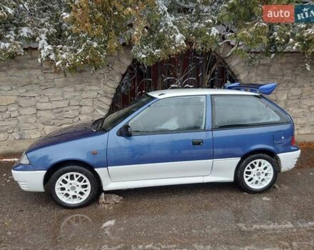 Синий Сузуки Свифт, объемом двигателя 1.3 л и пробегом 255 тыс. км за 2200 $, фото 4 на Automoto.ua