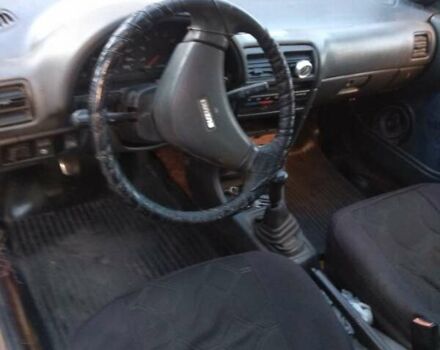 Синий Сузуки Свифт, объемом двигателя 1 л и пробегом 470 тыс. км за 1550 $, фото 3 на Automoto.ua