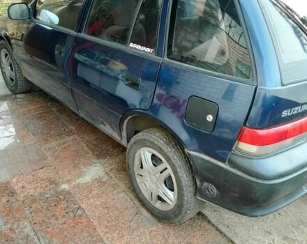 Синий Сузуки Свифт, объемом двигателя 1.3 л и пробегом 200 тыс. км за 2000 $, фото 2 на Automoto.ua