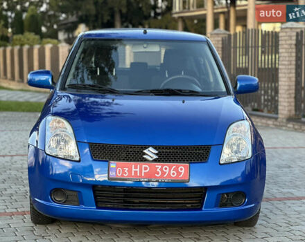 Синій Сузукі Свифт, об'ємом двигуна 1.3 л та пробігом 106 тис. км за 5999 $, фото 1 на Automoto.ua
