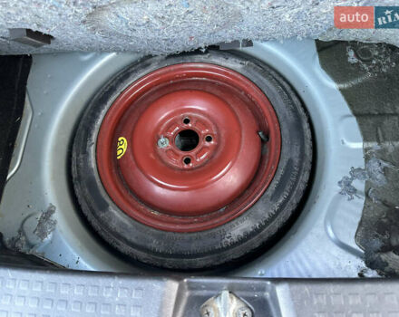 Синий Сузуки Свифт, объемом двигателя 1.33 л и пробегом 128 тыс. км за 3750 $, фото 12 на Automoto.ua