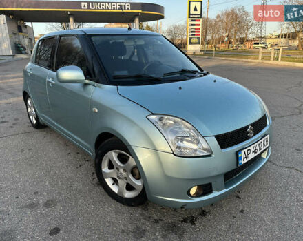 Синий Сузуки Свифт, объемом двигателя 1.33 л и пробегом 128 тыс. км за 3750 $, фото 1 на Automoto.ua