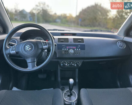Синій Сузукі Свифт, об'ємом двигуна 1.3 л та пробігом 106 тис. км за 5999 $, фото 18 на Automoto.ua