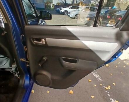 Синий Сузуки Свифт, объемом двигателя 1.59 л и пробегом 172 тыс. км за 4550 $, фото 6 на Automoto.ua