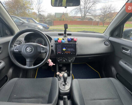 Сузуки Свифт 2006 в Коломые на Automoto.ua Синий Сузуки Свифт, объемом двигателя 1.33 л и пробегом 184 тыс. км за 4900 $, фото 4 на Automoto.ua