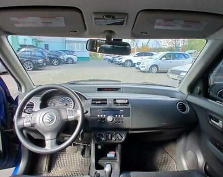 Синий Сузуки Свифт, объемом двигателя 1.59 л и пробегом 172 тыс. км за 4550 $, фото 8 на Automoto.ua