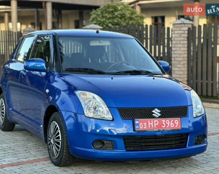 Синій Сузукі Свифт, об'ємом двигуна 1.3 л та пробігом 108 тис. км за 5650 $, фото 2 на Automoto.ua