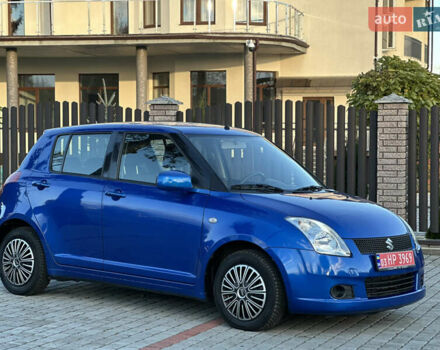 Синій Сузукі Свифт, об'ємом двигуна 1.3 л та пробігом 106 тис. км за 5999 $, фото 2 на Automoto.ua