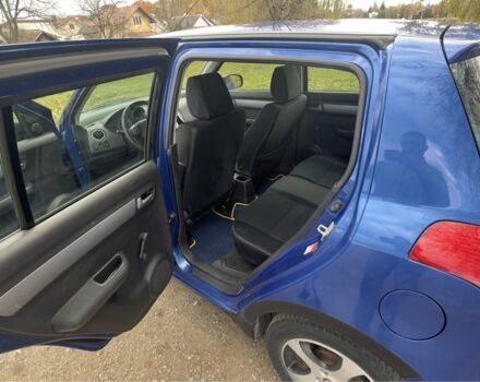 Сузукі Свифт 2006 у Коломые на Automoto.ua Синій Сузукі Свифт, об'ємом двигуна 1.3 л та пробігом 184 тис. км за 4900 $, фото 7 на Automoto.ua