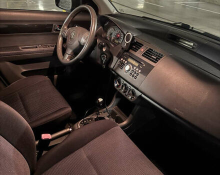 Синій Сузукі Свифт, об'ємом двигуна 1.49 л та пробігом 68 тис. км за 6700 $, фото 4 на Automoto.ua