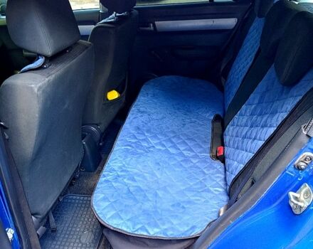 Синий Сузуки Свифт, объемом двигателя 1.3 л и пробегом 220 тыс. км за 4200 $, фото 4 на Automoto.ua