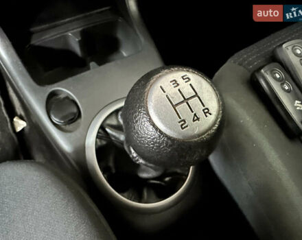 Синий Сузуки Свифт, объемом двигателя 1.33 л и пробегом 177 тыс. км за 2350 $, фото 19 на Automoto.ua