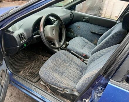 Синій Сузукі Свифт, об'ємом двигуна 1.3 л та пробігом 91 тис. км за 1670 $, фото 4 на Automoto.ua