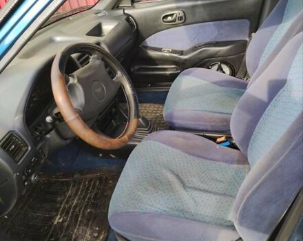 Синій Сузукі Свифт, об'ємом двигуна 1.6 л та пробігом 170 тис. км за 750 $, фото 5 на Automoto.ua