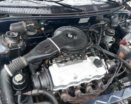 Синій Сузукі Свифт, об'ємом двигуна 1.3 л та пробігом 143 тис. км за 1500 $, фото 4 на Automoto.ua