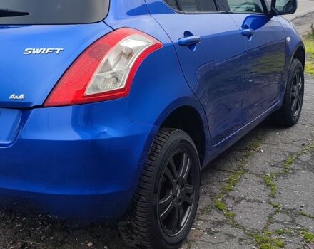 Синій Сузукі Свифт, об'ємом двигуна 1.2 л та пробігом 255 тис. км за 5500 $, фото 2 на Automoto.ua