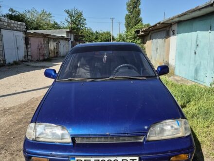 Сузукі Свифт 1993 у Миколаєві на Automoto.ua Синій Сузукі Свифт, об'ємом двигуна 1.3 л та пробігом 36 тис. км за 1300 $, фото 1 на Automoto.ua
