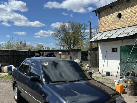Сузуки Свифт 1994 в Борисполе на Automoto.ua Синий Сузуки Свифт, объемом двигателя 1.3 л и пробегом 150 тыс. км за 1800 $, фото 1 на Automoto.ua