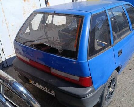 Синій Сузукі Свифт, об'ємом двигуна 1 л та пробігом 300 тис. км за 1100 $, фото 1 на Automoto.ua