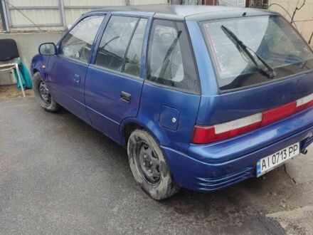 Сузуки Свифт 1996 в Киеве на Automoto.ua Синий Сузуки Свифт, объемом двигателя 1 л и пробегом 200 тыс. км за 999 $, фото 1 на Automoto.ua