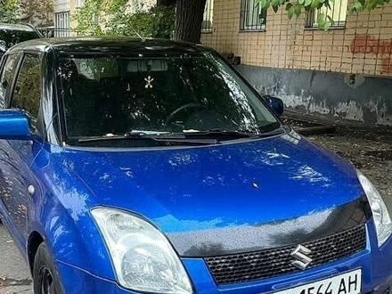 Синій Сузукі Свифт, об'ємом двигуна 1.3 л та пробігом 224 тис. км за 4308 $, фото 1 на Automoto.ua