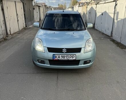 Синий Сузуки Свифт, объемом двигателя 1.3 л и пробегом 230 тыс. км за 4500 $, фото 1 на Automoto.ua