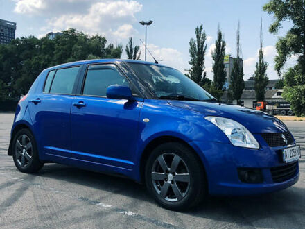 Синий Сузуки Свифт, объемом двигателя 1.33 л и пробегом 140 тыс. км за 4900 $, фото 1 на Automoto.ua