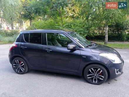 Сузукі Свифт 2015 у Хороле на Automoto.ua Синій Сузукі Свифт, об'ємом двигуна 1.3 л та пробігом 157 тис. км за 10000 $, фото 1 на Automoto.ua