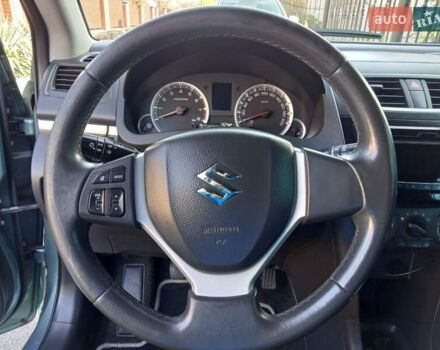 Зеленый Сузуки Свифт, объемом двигателя 0 л и пробегом 250 тыс. км за 5200 $, фото 7 на Automoto.ua