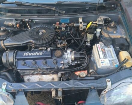 Зеленый Сузуки Свифт, объемом двигателя 1.6 л и пробегом 70 тыс. км за 850 $, фото 4 на Automoto.ua