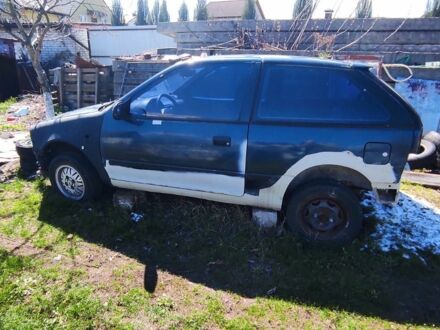 Сузукі Свифт 1995 у Києві на Automoto.ua Зелений Сузукі Свифт, об'ємом двигуна 1.3 л та пробігом 249 тис. км за 364 $, фото 1 на Automoto.ua