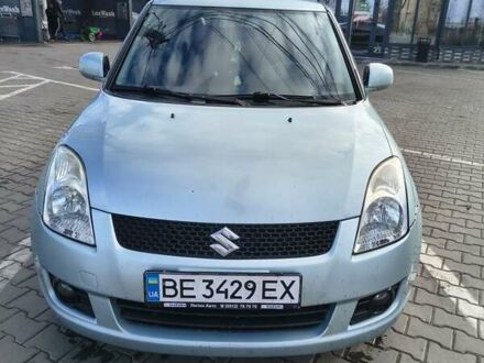 Зеленый Сузуки Свифт, объемом двигателя 1.49 л и пробегом 152 тыс. км за 5200 $, фото 1 на Automoto.ua