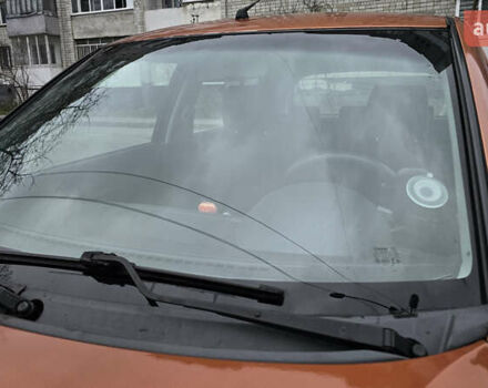 Оранжевый Сузуки Свифт, объемом двигателя 1.33 л и пробегом 196 тыс. км за 4800 $, фото 6 на Automoto.ua