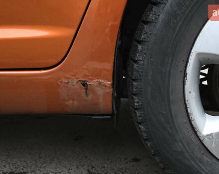 Оранжевый Сузуки Свифт, объемом двигателя 1.33 л и пробегом 196 тыс. км за 4800 $, фото 27 на Automoto.ua