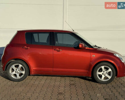 Оранжевый Сузуки Свифт, объемом двигателя 1.49 л и пробегом 217 тыс. км за 6100 $, фото 3 на Automoto.ua