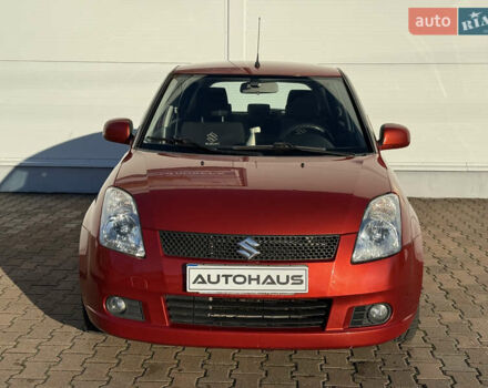 Оранжевый Сузуки Свифт, объемом двигателя 1.49 л и пробегом 217 тыс. км за 6100 $, фото 1 на Automoto.ua