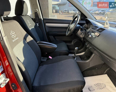 Оранжевый Сузуки Свифт, объемом двигателя 1.49 л и пробегом 217 тыс. км за 6100 $, фото 9 на Automoto.ua