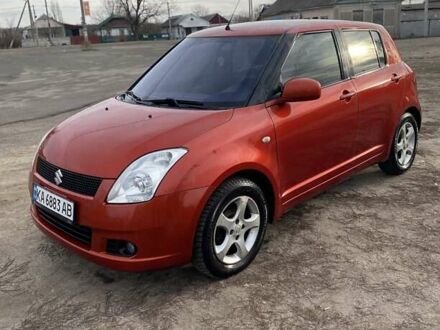 Сузукі Свифт 2007 у Брусилове на Automoto.ua Помаранчевий Сузукі Свифт, об'ємом двигуна 1.33 л та пробігом 175 тис. км за 5800 $, фото 1 на Automoto.ua