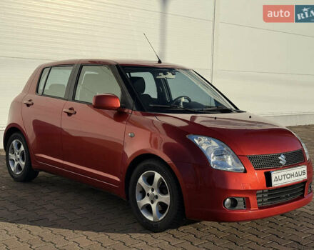 Оранжевый Сузуки Свифт, объемом двигателя 1.49 л и пробегом 217 тыс. км за 6100 $, фото 1 на Automoto.ua