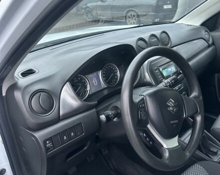 Белый Сузуки Витара, объемом двигателя 1 л и пробегом 105 тыс. км за 11700 $, фото 15 на Automoto.ua