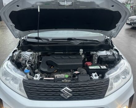 Белый Сузуки Витара, объемом двигателя 1 л и пробегом 105 тыс. км за 11700 $, фото 20 на Automoto.ua