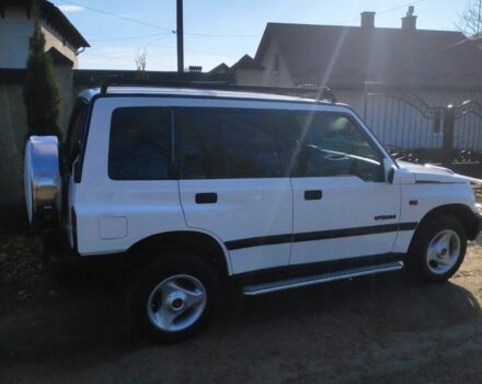 Белый Сузуки Витара, объемом двигателя 1.6 л и пробегом 400 тыс. км за 4800 $, фото 7 на Automoto.ua