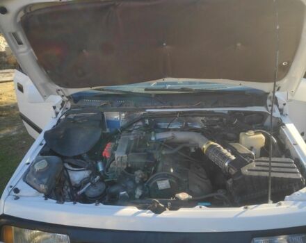 Белый Сузуки Витара, объемом двигателя 1.6 л и пробегом 400 тыс. км за 4800 $, фото 4 на Automoto.ua