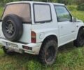 Белый Сузуки Витара, объемом двигателя 1.6 л и пробегом 265 тыс. км за 3900 $, фото 1 на Automoto.ua