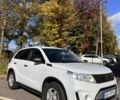 Белый Сузуки Витара, объемом двигателя 1.6 л и пробегом 177 тыс. км за 11200 $, фото 2 на Automoto.ua