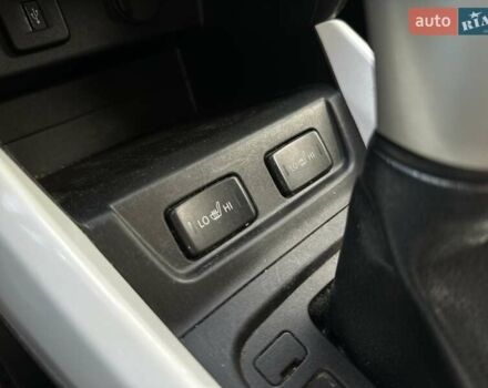 Білий Сузукі Вітара, об'ємом двигуна 1.59 л та пробігом 155 тис. км за 14700 $, фото 27 на Automoto.ua