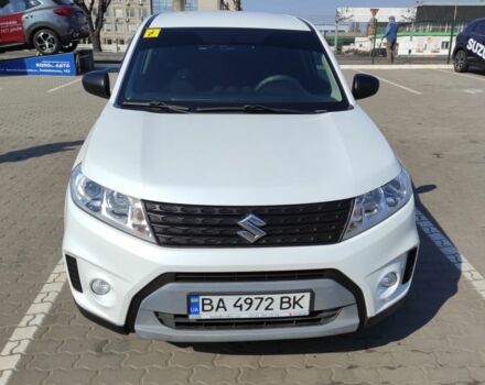 Белый Сузуки Витара, объемом двигателя 1.6 л и пробегом 170 тыс. км за 13800 $, фото 3 на Automoto.ua