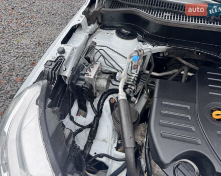 Білий Сузукі Вітара, об'ємом двигуна 1.59 л та пробігом 160 тис. км за 11500 $, фото 18 на Automoto.ua